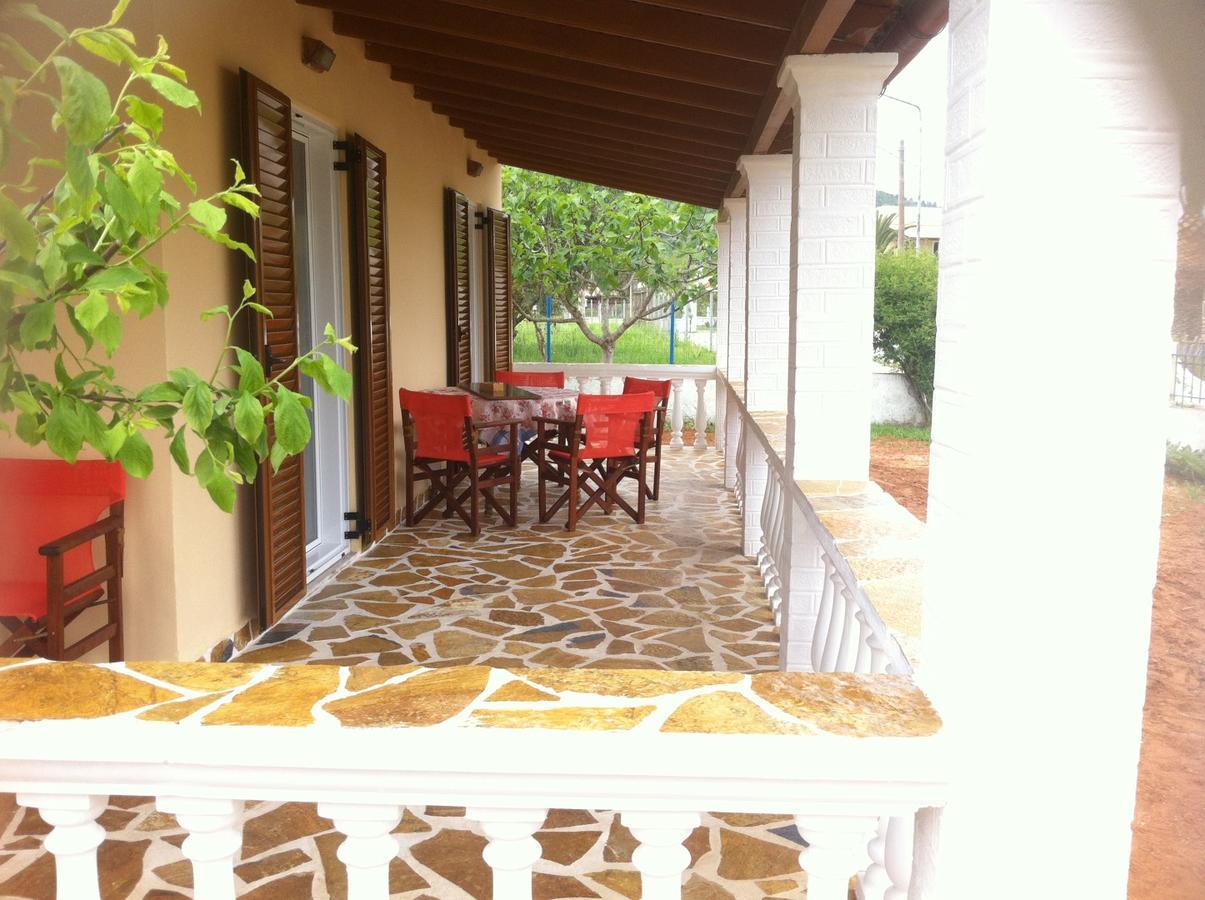 Villa Panorea Moraitika Exterior foto